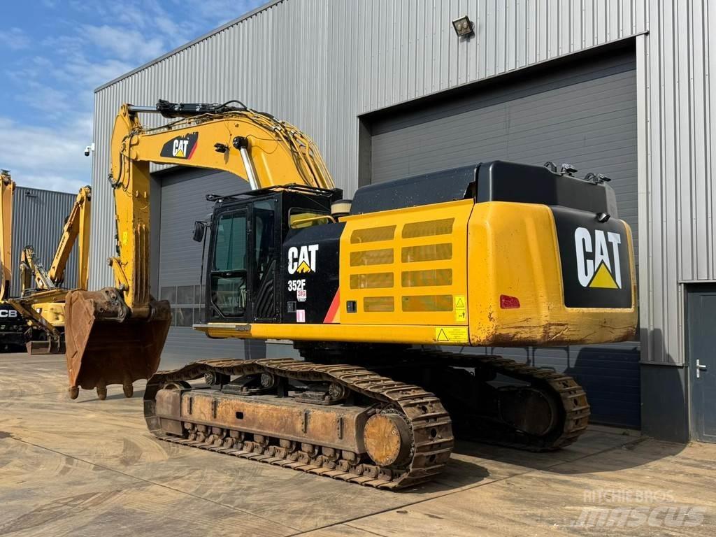 CAT 352F 特殊油圧ショベル