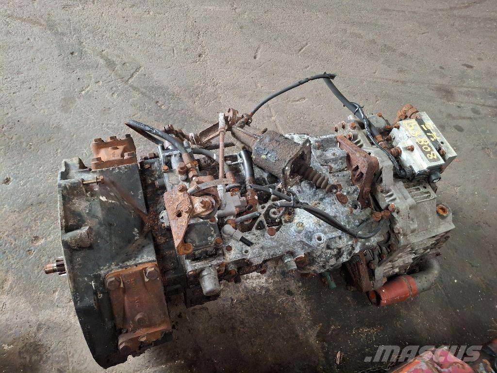 ZF ECOMID 8S180 ギアボックス