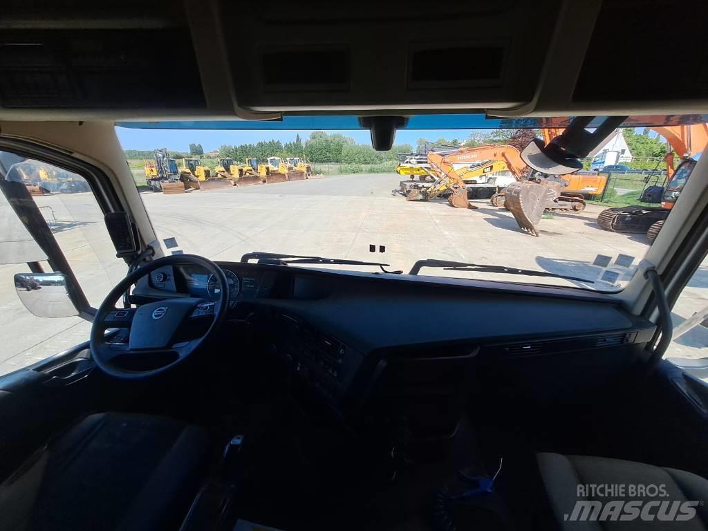 Volvo FH13/540 中古トラクターヘッド | トレーラーヘッド