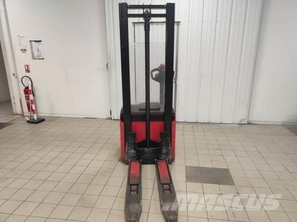 Manitou ES412 AC 自走式スタッカー