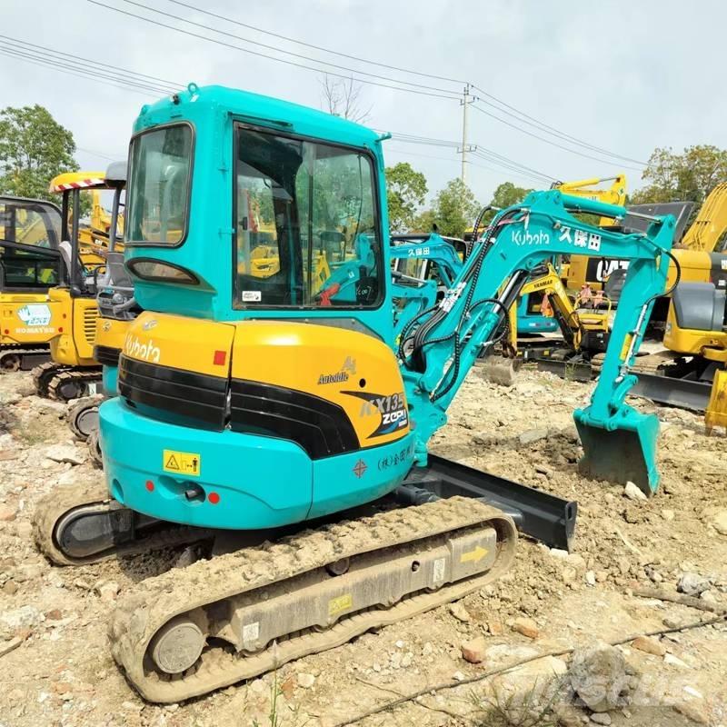 Kubota KX 135 ミニ油圧ショベル 7t以下（ミニユンボ・ミニディガー）