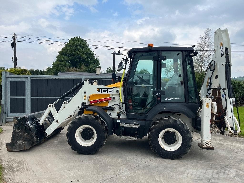 JCB 3CX Compact バックホーローダー