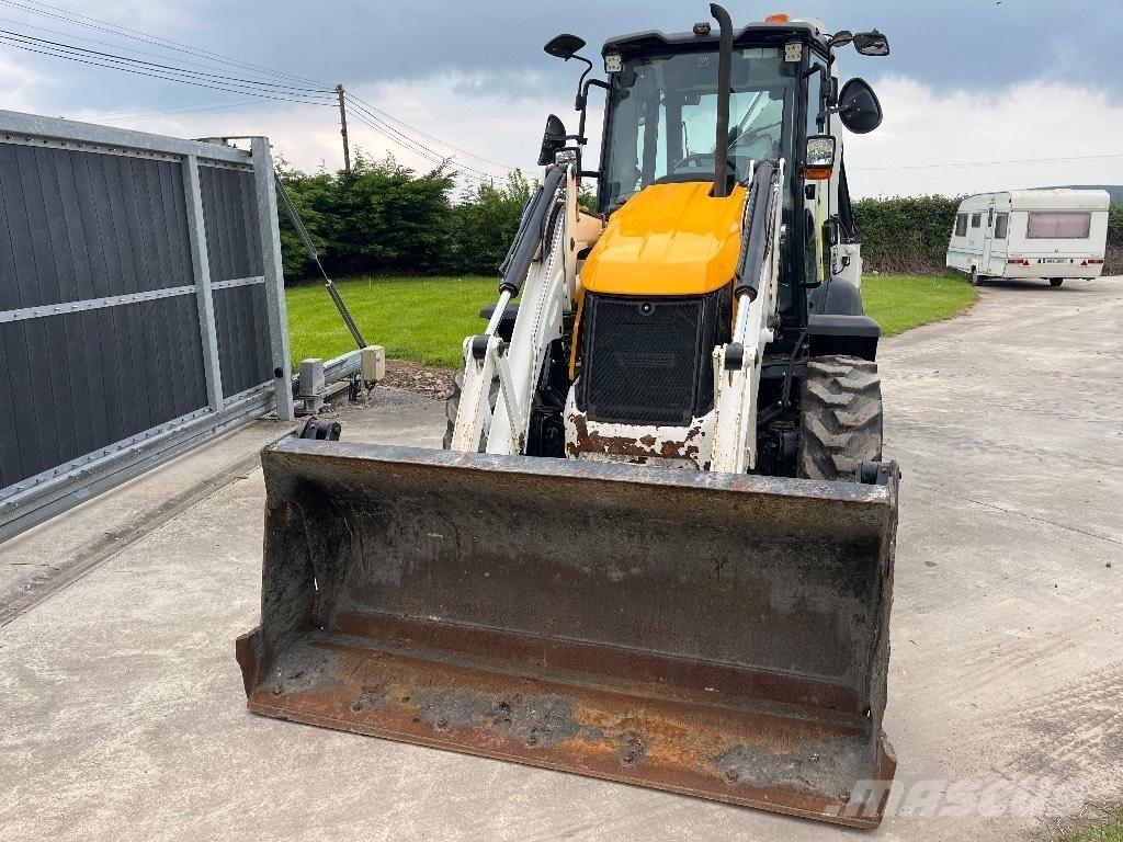 JCB 3CX Compact バックホーローダー