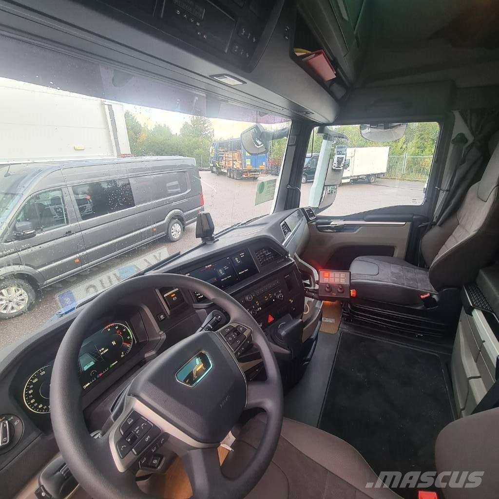 MAN TGX 35.510 8x4-4 ダンプ