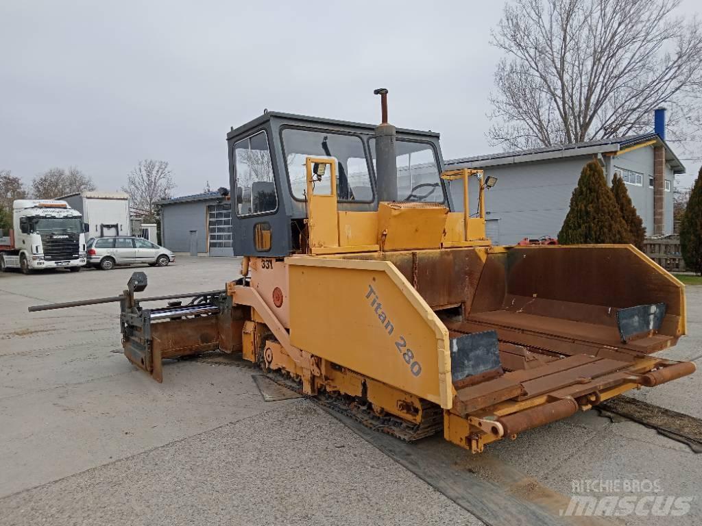 ABG Titan 280 アスファルトフィニッシャ