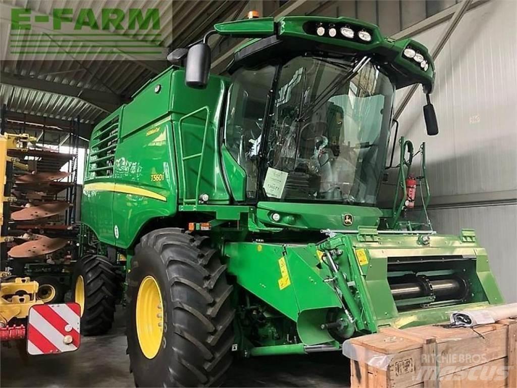 John Deere t560 hm コンバイン
