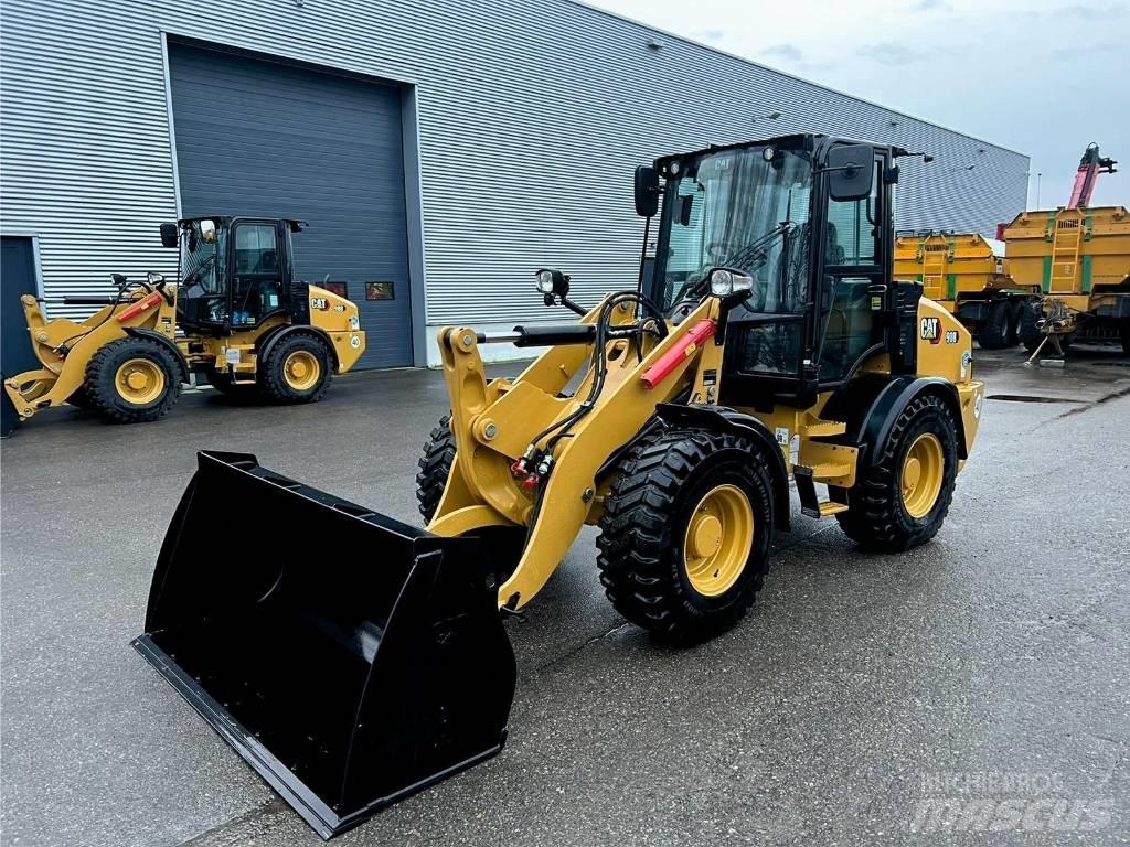 CAT 908 ホイールローダー・タイヤショベル