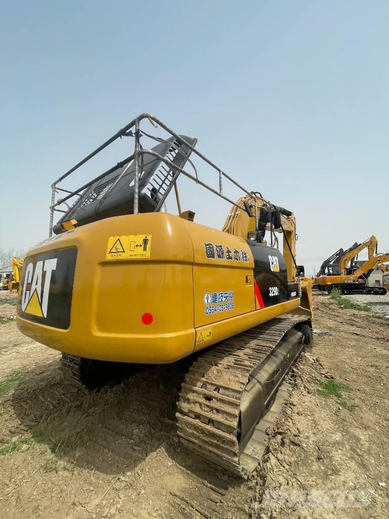 CAT 329D2 大型油圧ショベル12t以上（パワーショベル・ユンボ）