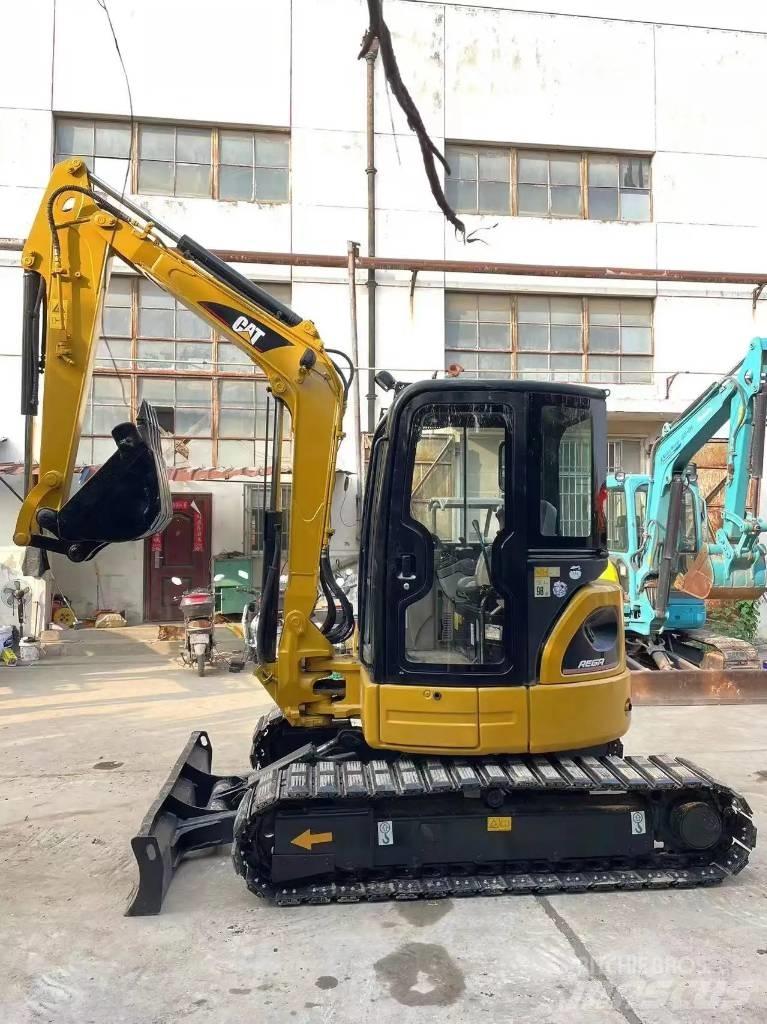 CAT 303.5 C CR ミニ油圧ショベル 7t以下（ミニユンボ・ミニディガー）