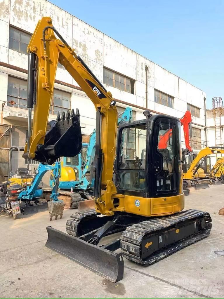 CAT 303.5 C CR ミニ油圧ショベル 7t以下（ミニユンボ・ミニディガー）