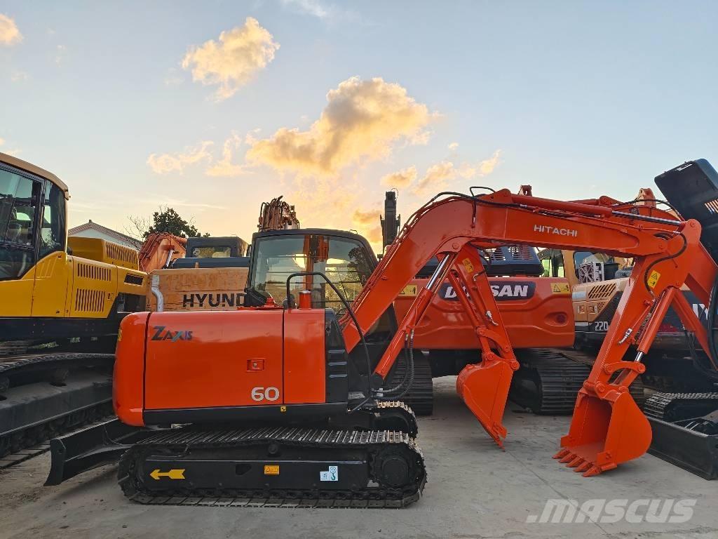 Hitachi ZX 60 ミニ油圧ショベル 7t以下（ミニユンボ・ミニディガー）