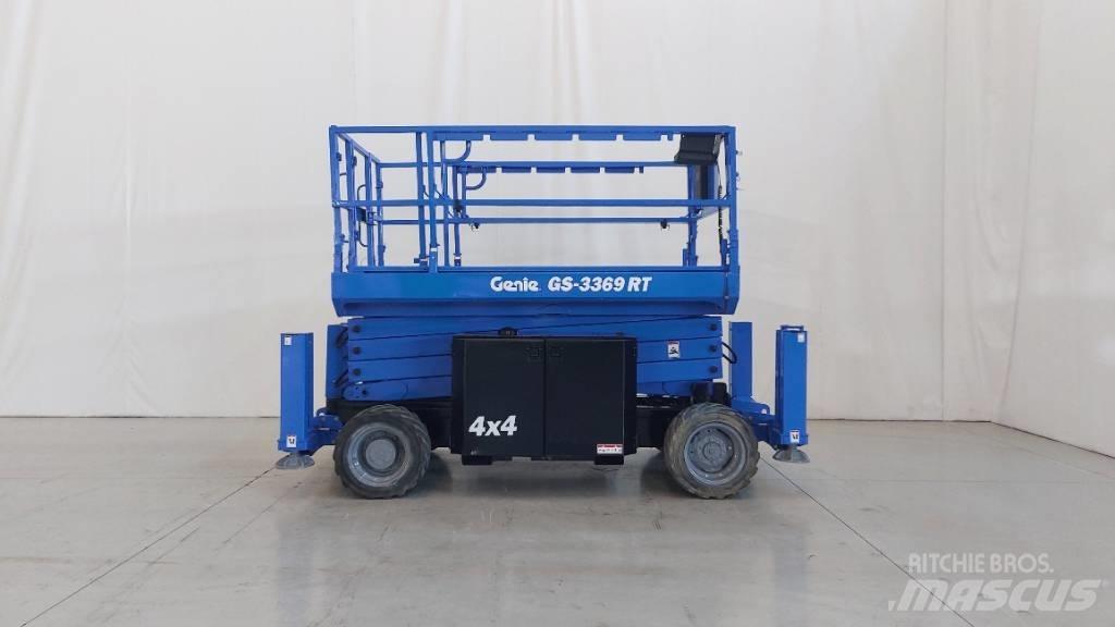 Genie GS 3369 RT シザースリフト