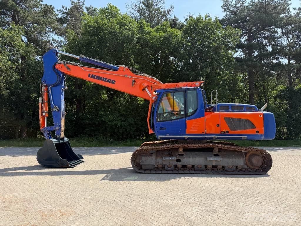 Liebherr R 926 大型油圧ショベル12t以上（パワーショベル・ユンボ）