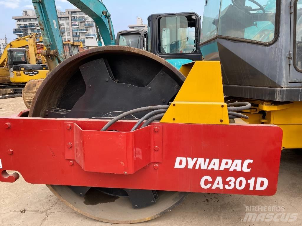 Dynapac CA 301 D 振動ローラ