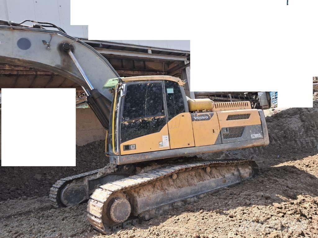 Volvo EC 300 D 大型油圧ショベル12t以上（パワーショベル・ユンボ）