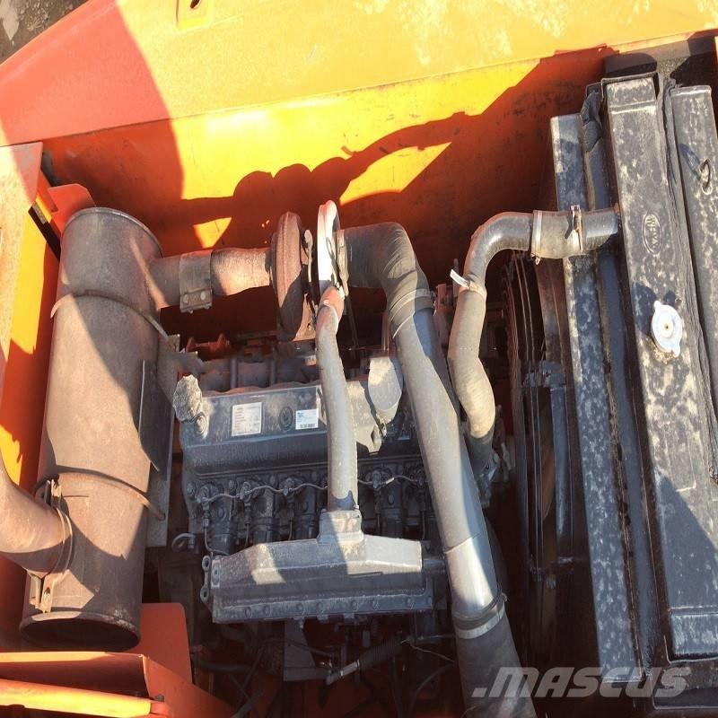 Doosan dh220lc-7 大型油圧ショベル12t以上（パワーショベル・ユンボ）