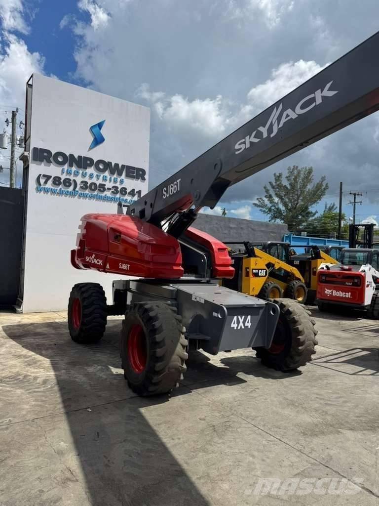 SkyJack SJ 66 T ブームリフト　屈伸型