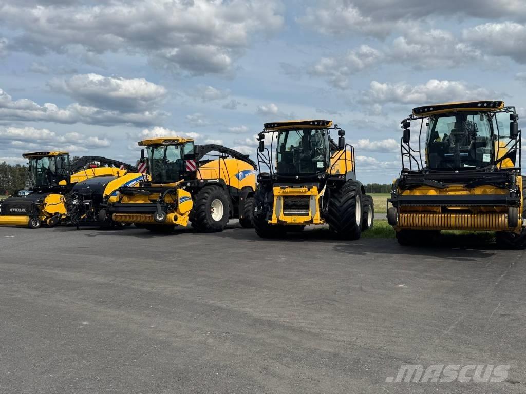 New Holland FR 550 自走式フォレージハーベスター