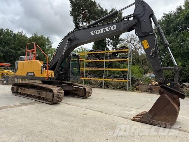 Volvo EC 220 大型油圧ショベル12t以上（パワーショベル・ユンボ）