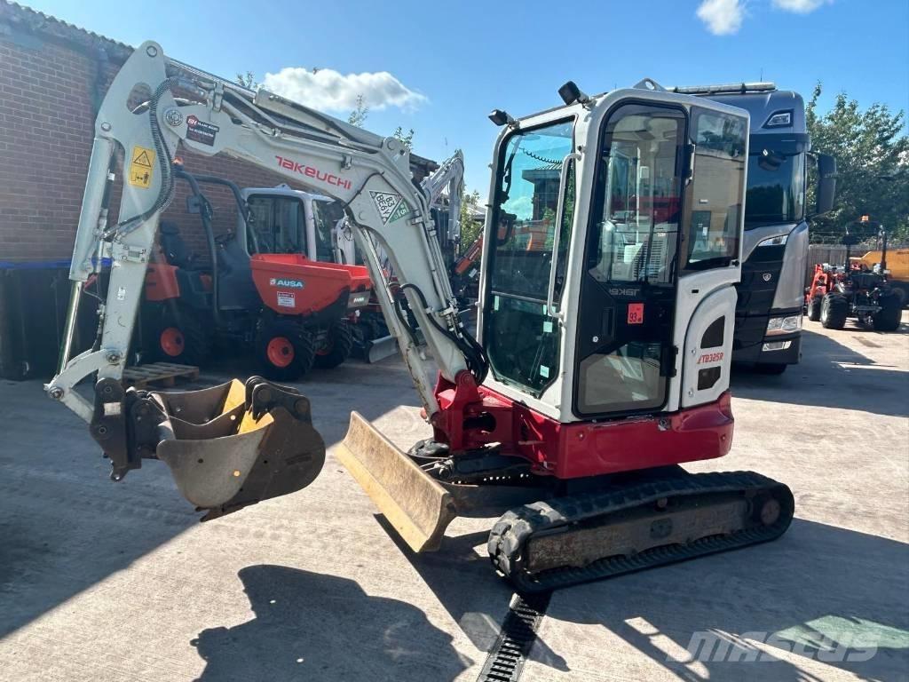 Takeuchi TB 325 R ミニ油圧ショベル 7t以下（ミニユンボ・ミニディガー）