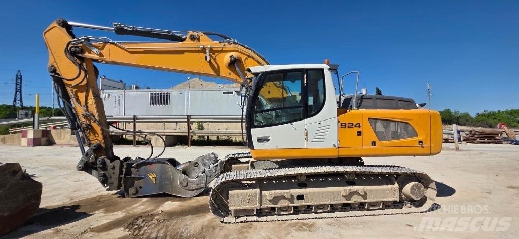 Liebherr 924 大型油圧ショベル12t以上（パワーショベル・ユンボ）