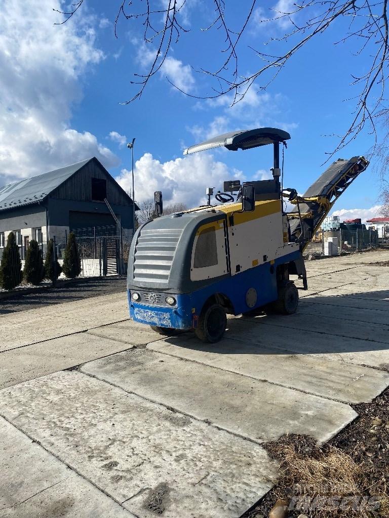 Wirtgen W 50 DC アスファルトコールドミリングマシーン