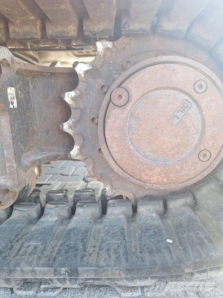 Kubota KX 080-3 ミニ油圧ショベル 7t以下（ミニユンボ・ミニディガー）