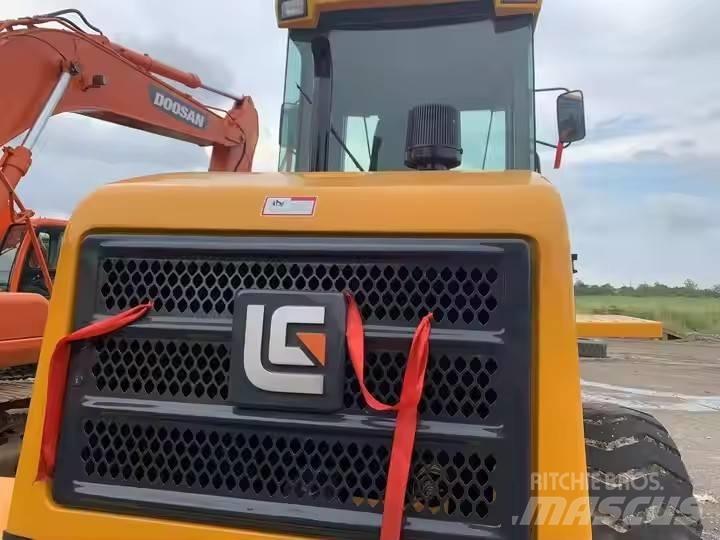 LiuGong 835 ホイールローダー・タイヤショベル