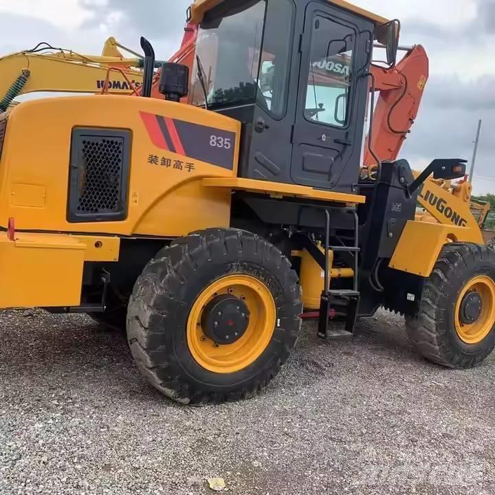 LiuGong 835 ホイールローダー・タイヤショベル