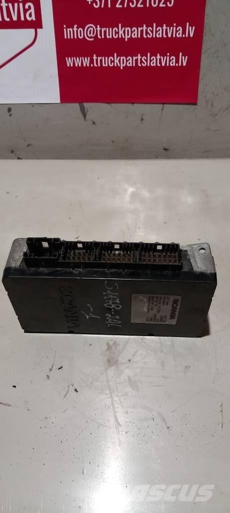 Scania R 420. 1527199 電子機器