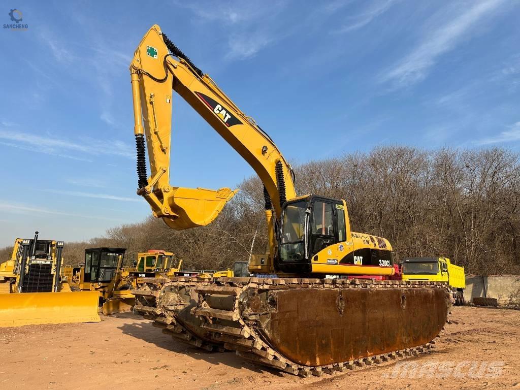 CAT 320 C L 水陸両用油圧ショベル、ユンボ