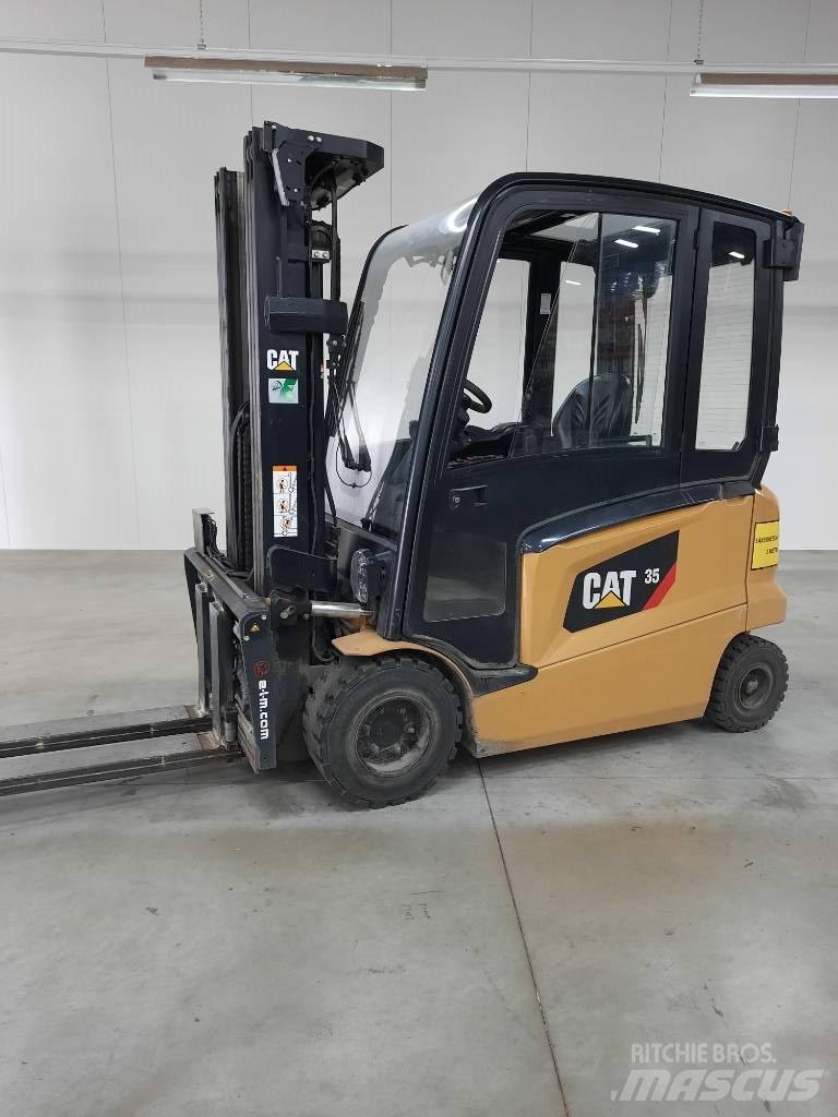 CAT EP35N バッテリーフォークリフト