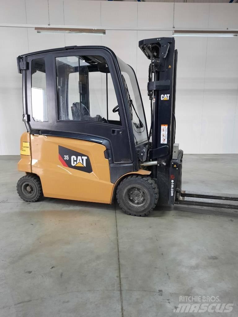 CAT EP35N バッテリーフォークリフト