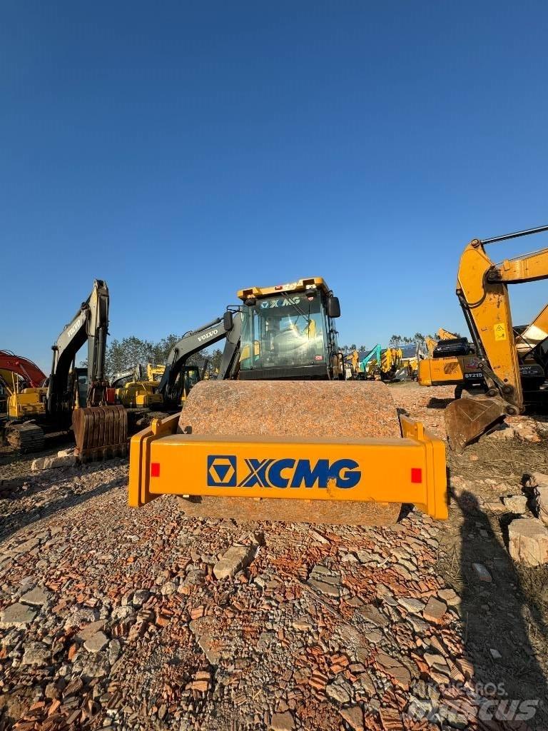 XCMG XS 263 J 振動ローラ