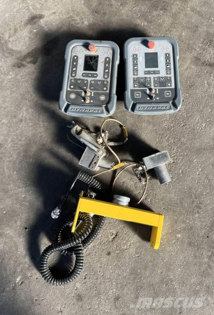 Dynapac SD 1800 W アスファルトフィニッシャ