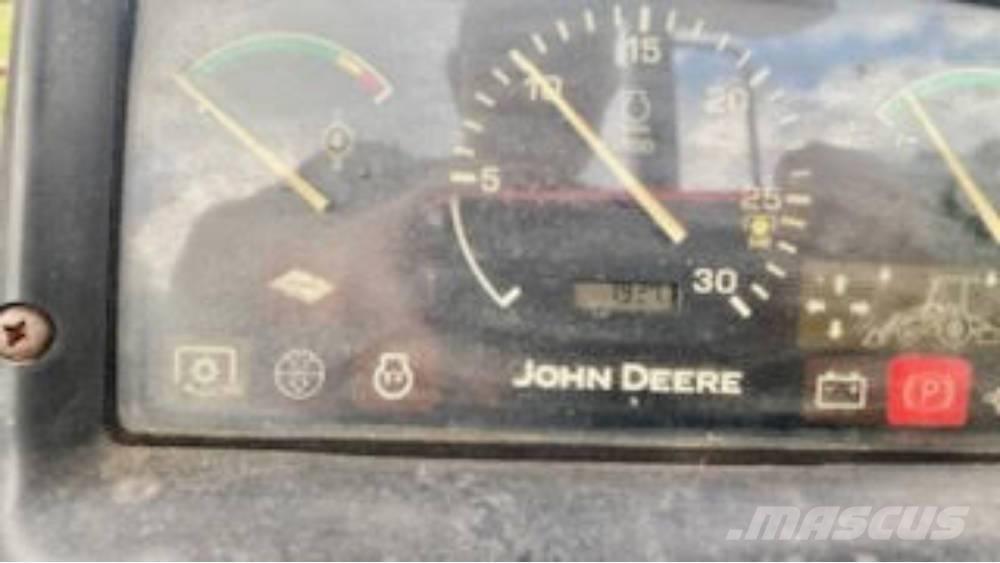John Deere 110 バックホーローダー