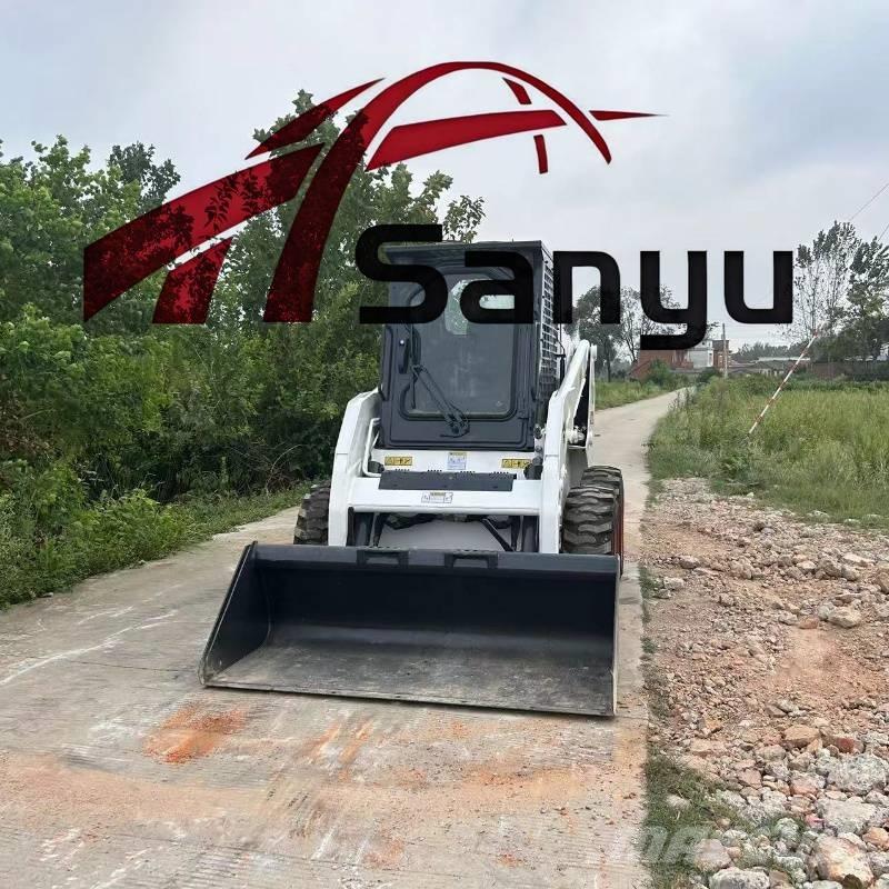 Bobcat S 160 スキッドステアローダー