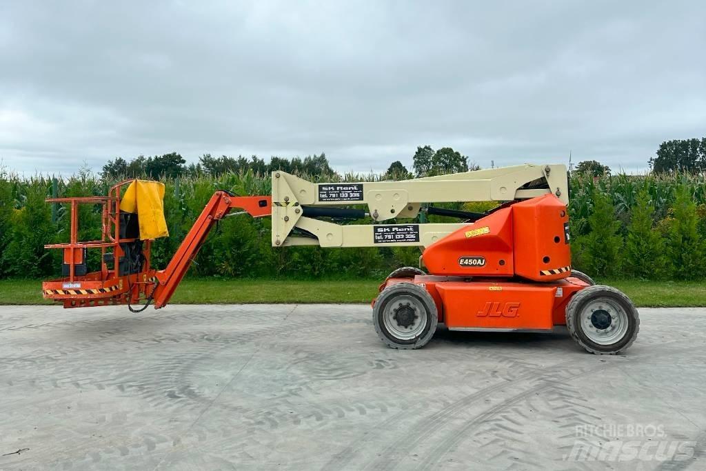 JLG E 450 AJ ブームリフト　屈伸型