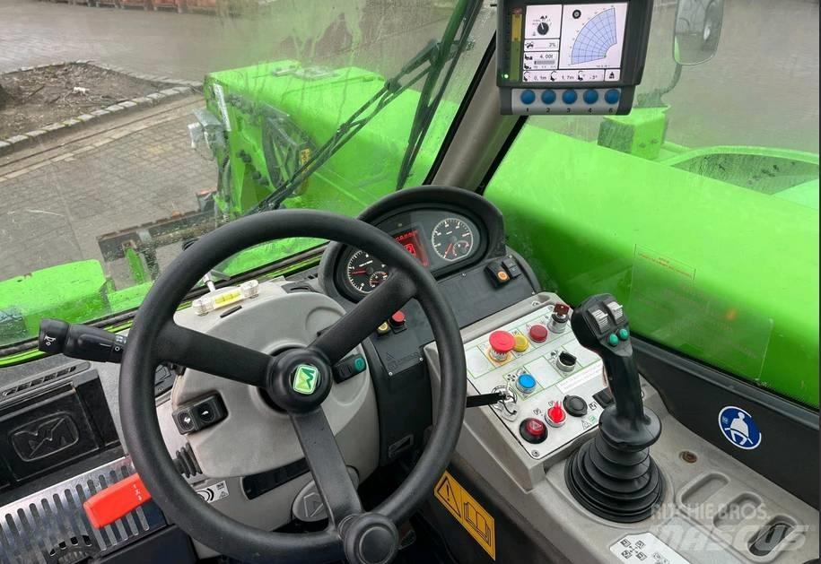 Merlo P 40.17 テレスコーピックハンドラー