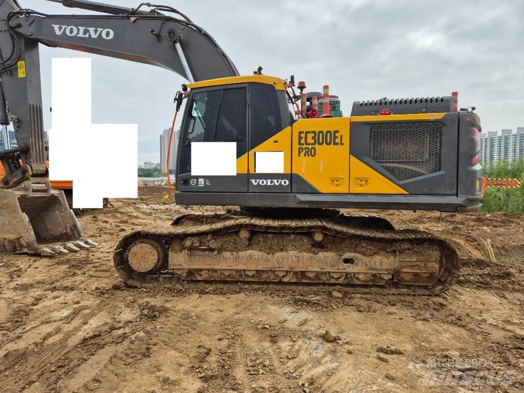 Volvo EC 300 EL 大型油圧ショベル12t以上（パワーショベル・ユンボ）
