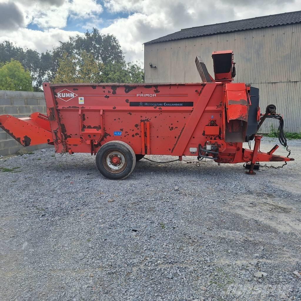 Kuhn PRIMOR 5060 ベールシュレッダー、カッター、アンローラー