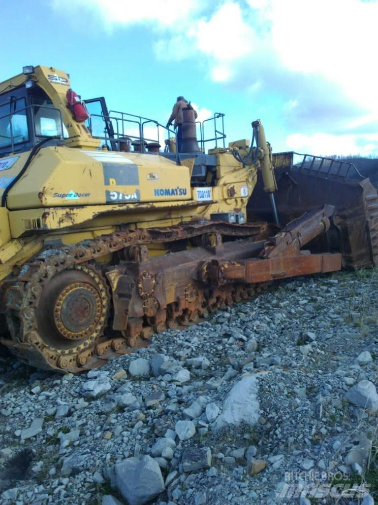 Komatsu D 575 A-3 ブルドーザー