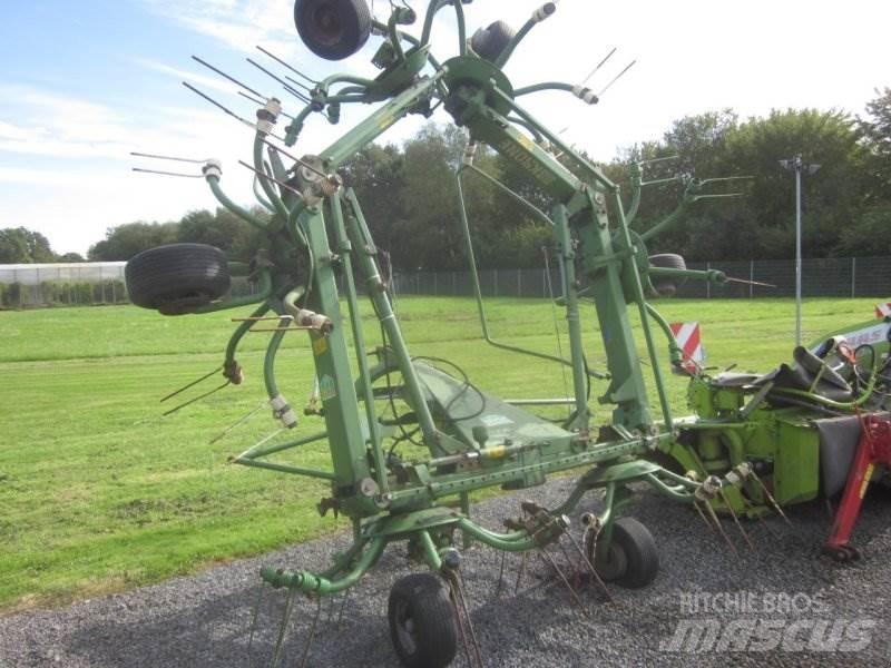Krone KW 7.70 6x7 テッダー・テッダーレーキ