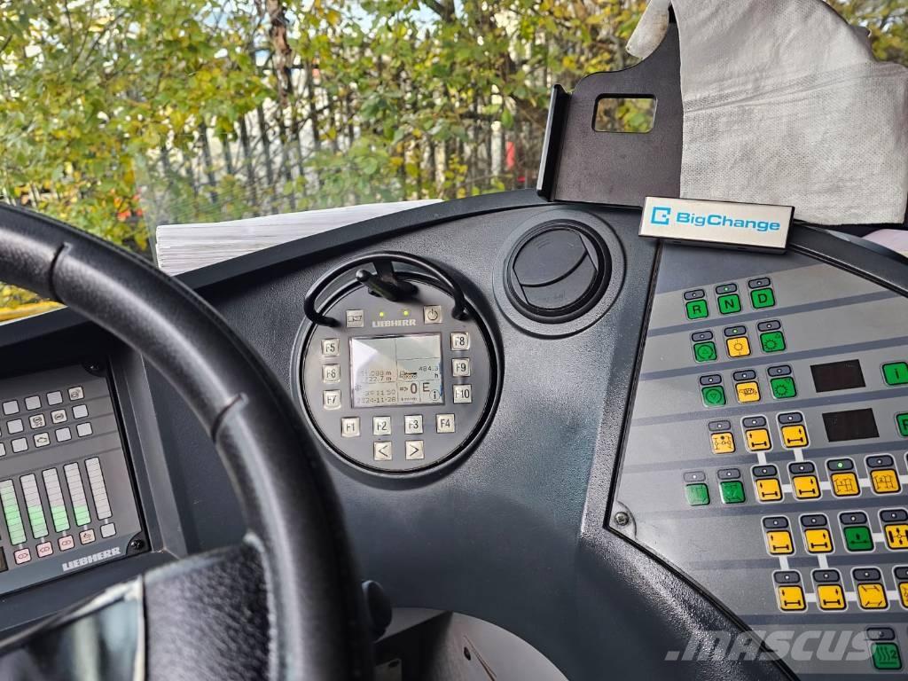 Liebherr MK 140 Plus オールテレーンクレーン