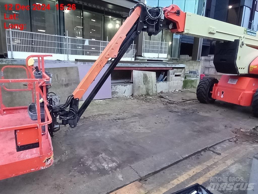JLG 1250 AJP ブームリフト　屈伸型