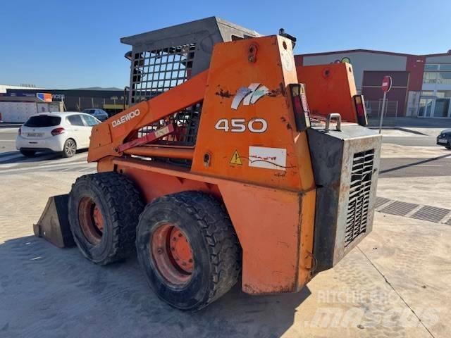 Daewoo 450P スキッドステアローダー