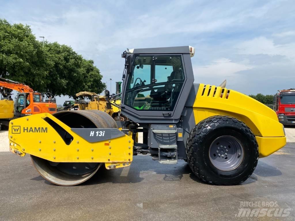 Hamm H13 i 振動ローラ
