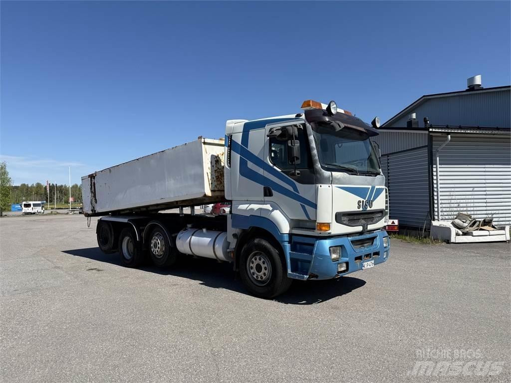 Sisu E12M 8x2 ダンプ