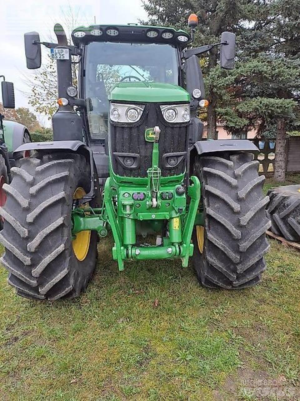 John Deere 6r250 トラクター