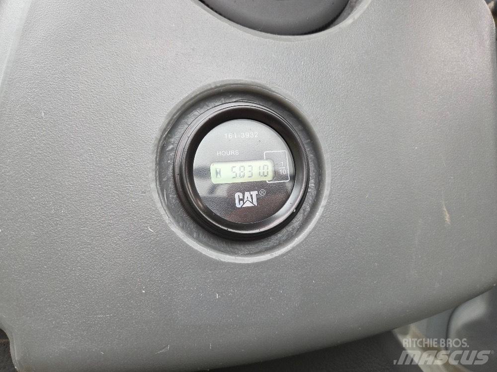 CAT 432D バックホーローダー
